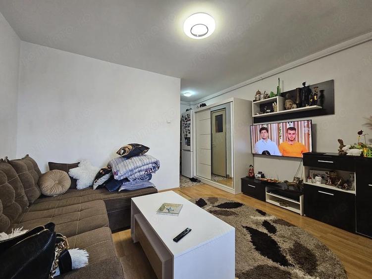 Garsoniera-etaj 3-mobilata ?i utilata - 10