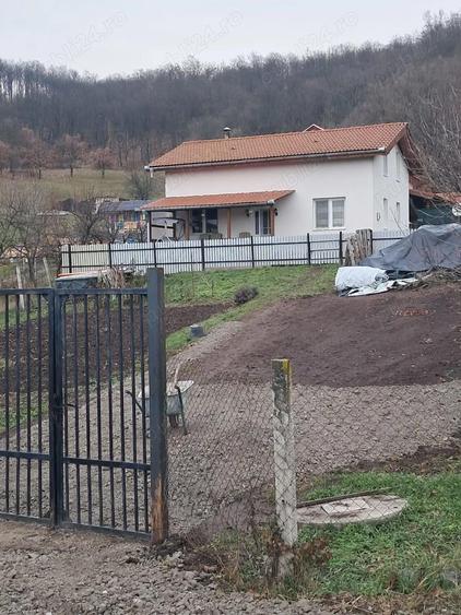 Proprietar vand casa - 1