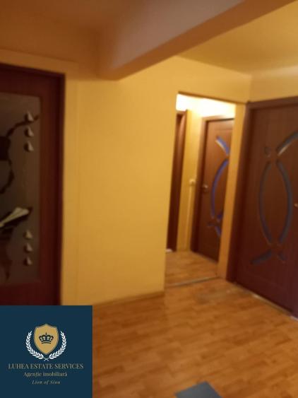 Apartament 3 camere pe Aleea Cibinului, Resita - 1