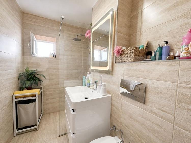 Apartament cu 2 camere semidecomandat, mobilat în Ampoi 1