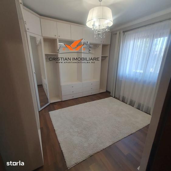 Casă cu 4 camere cu Teren 250 Mp în Cetate
