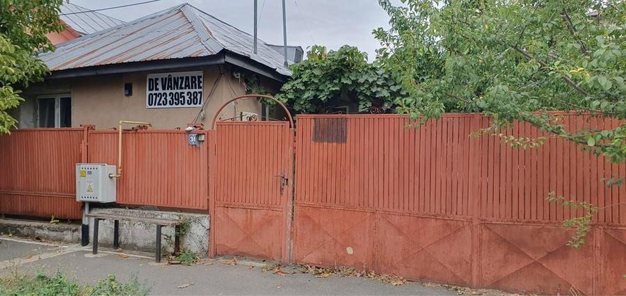 Casa de vanzare - pozitie centrala - 1