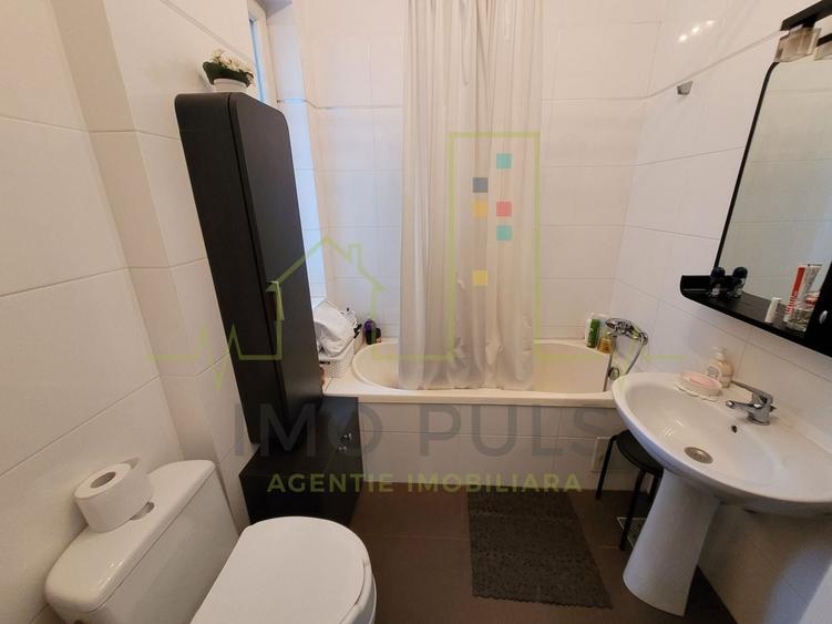 Et. 3. Bloc 2012. Parcare acoperita. 5 min de centru. Se poate prelua cu chirias - 9