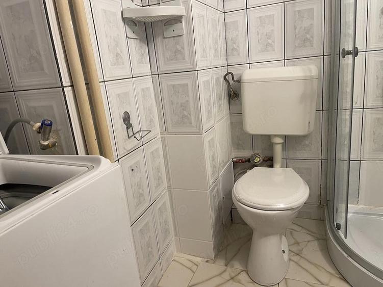 Proprietar inchiriez garsoniera sector 2 , chiar langa Mega Mall - 2