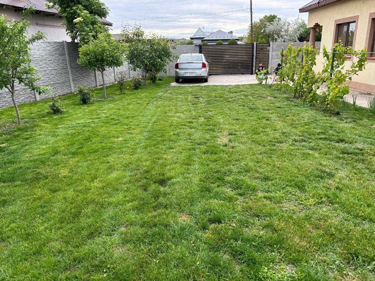 Casa + Teren Brebeni - 8000 metri patrati - 10 minute de Slatina - 5