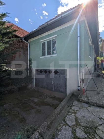 Casa renovabila cu teren generos de 1268 mp si front de 20 m, Gheorghieni Sat - 3