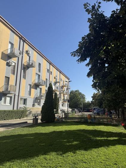 Apartament cu 2 camere decomandat în Lipovei