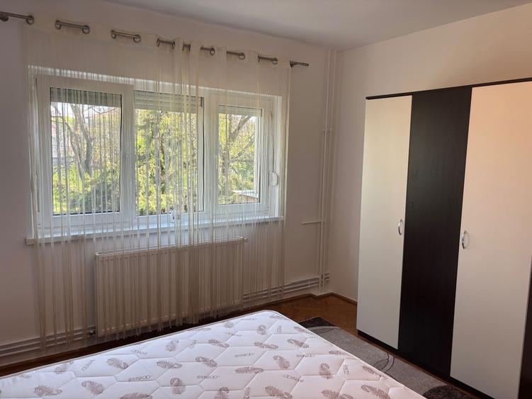 De inchiriat apartament cu 2 camere decomandat et.1 cu centrala proprie zona Aradului!! - 3