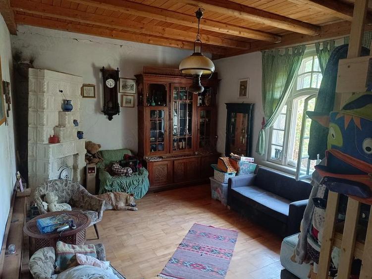 Casa si cabana in aceeasi curte de vanzare - 8
