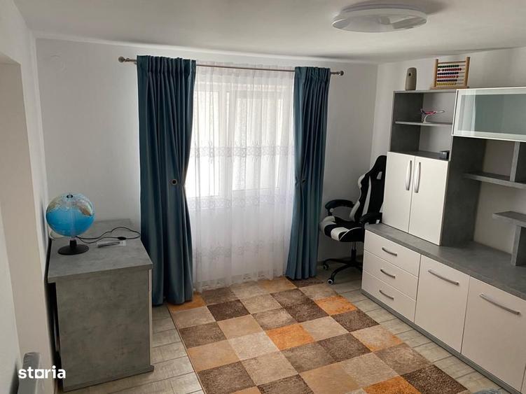 Casa de vanzare 4 camere,baie bucatarie si teren 1500mp - 7