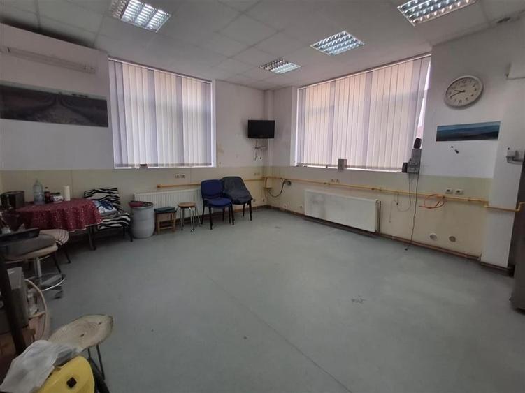 Spatiu comercial 110mp parcare zona Piata Cibin - 4