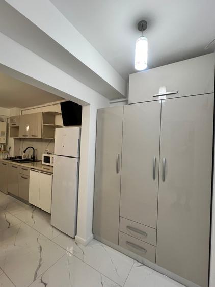 -Garsoniera lux mobilata si utilata complet in primul rand la mare - 14