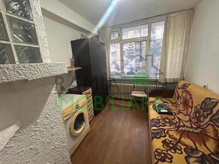 Garsoniera de vanzare in Tractorul - 3