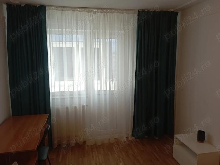 Inchiriez apartament 2 camere,40 p Inchiriez apartament 2 camere,40 p