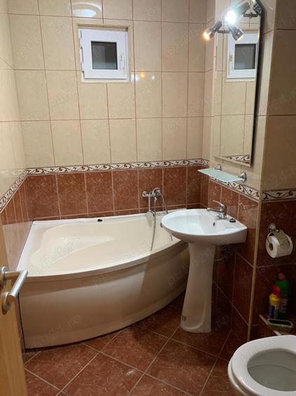 apartament cu 3 camere de inchiriat - 2