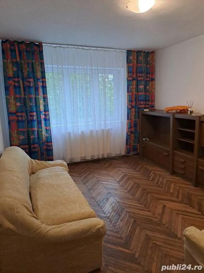 De inchiriat apartament cu 2 camere,decomandat - 4