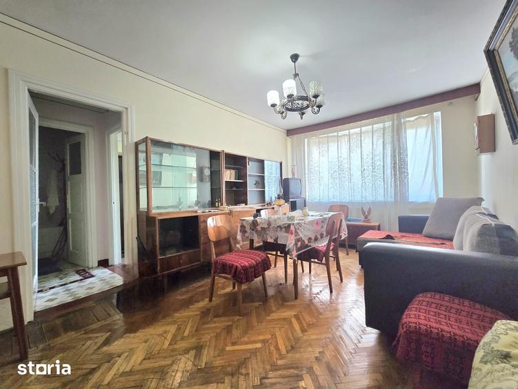 Apartament cu 2 camere semidecomandat în Calea Galați