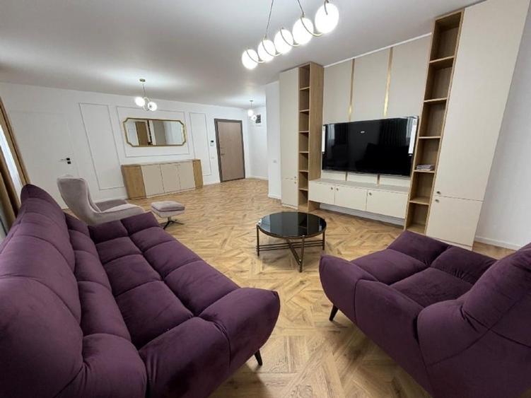 4 CAMERE, PROPRIETAR, NOU, LUX, B-DUL MAMAIA - 1