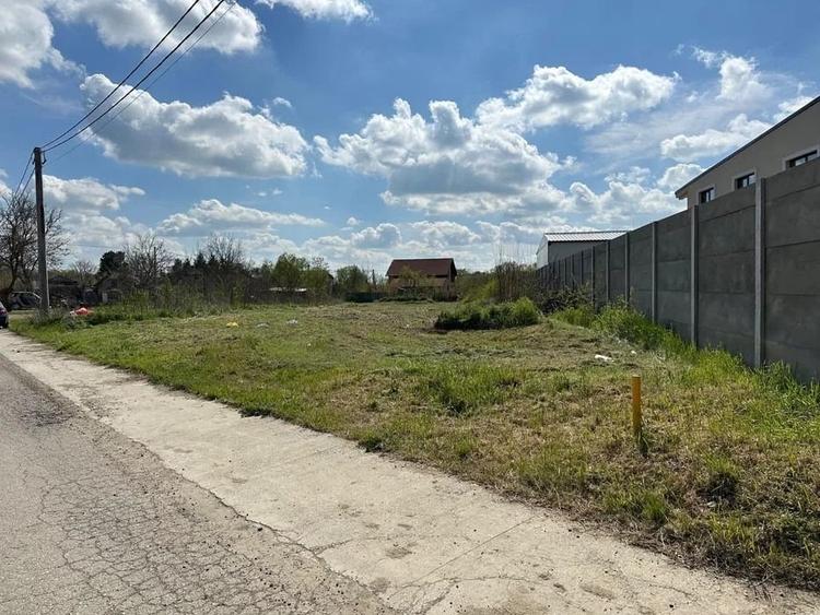 De vânzare teren Șag 985 mp, locație excelentă, front stradal 23 ml - 1