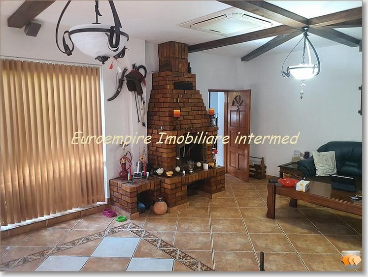 Pensiune 14 camere de vanzare zona Eforie Nord - 34