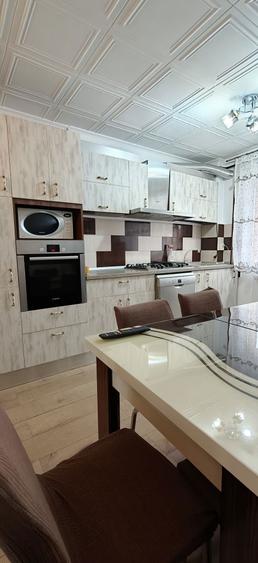 Persoana fizica inchiriez apartament cu 2camere semidecomandat - 2