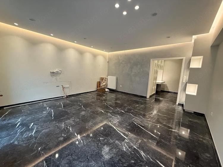 Spatiu comercial de inchiriat in zona Unirii in apropiere de metrou - 15