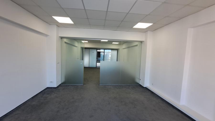 SPATIU BIROU-CLADIRE PREMIUM-CU CHIRIAS - PRODUCE VENITURI - 13