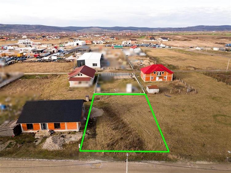 RECO Teren intravilan pentru loc de casa  hala industriala  700 mp Osorhei - 8