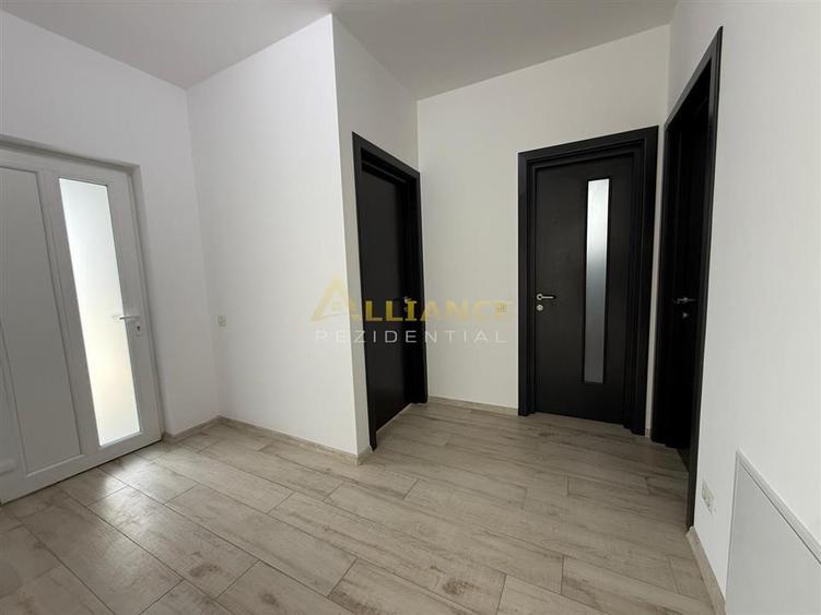 Casa moderna parter ||3 camere 2 bai || pompa de c?ldura || panouri solare || - 2