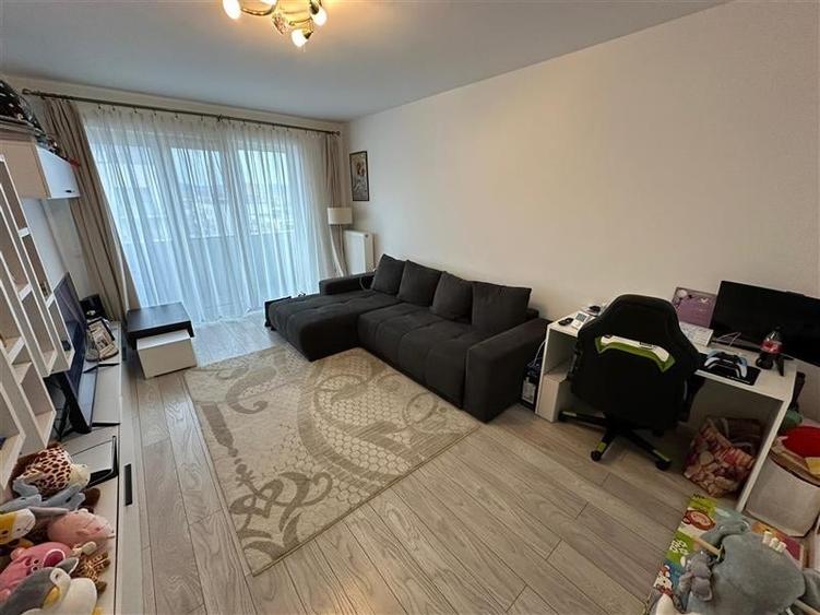 De vanzare apartament 2 camere in Maurer - 1