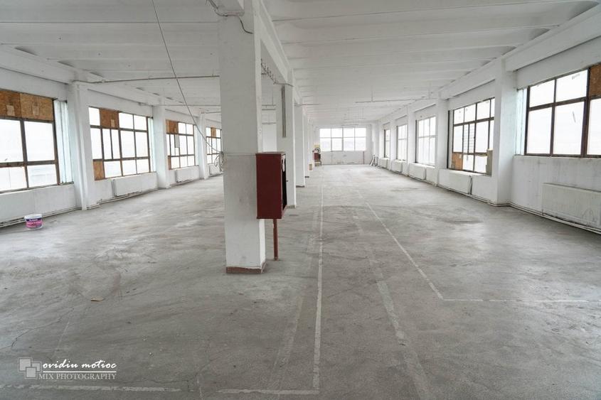 Spatiu luminos in P-ta 1 Mai - 2