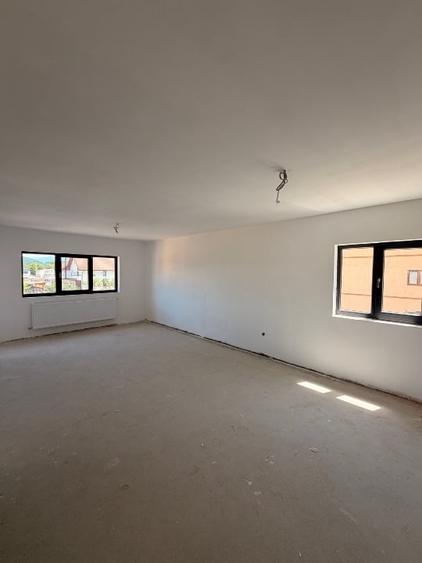 PROPIETAR Vând ap 2 camere în Selimbar SIBIU  0721194707 WhatsApp - 6