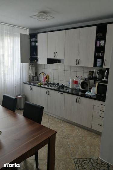 Vand apartament 4 camere etaj 3 Cantemir! - 7