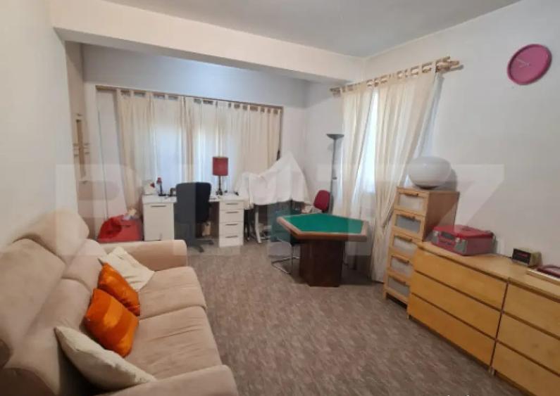 Casa individuala cu 4 camere, 520 mp de teren, zona cu acces - 10