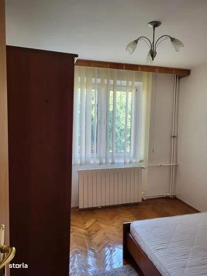 De inchiriat apartament 4 cam ,2 loc de parcare,Aparatorii Patriei - 8