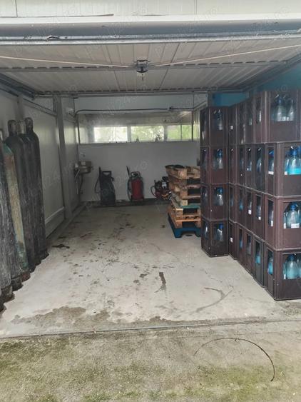 Spațiu comercial, de 200 mp, în Burila Mică