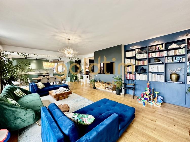 Penthouse cu 4 camere decomandat, mobilat în Pipera