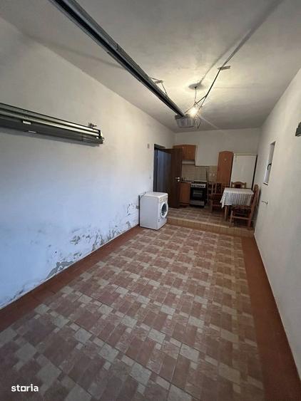 De vanzare casa ?i teren, suprafata teren de 1090mp, P+E - 8