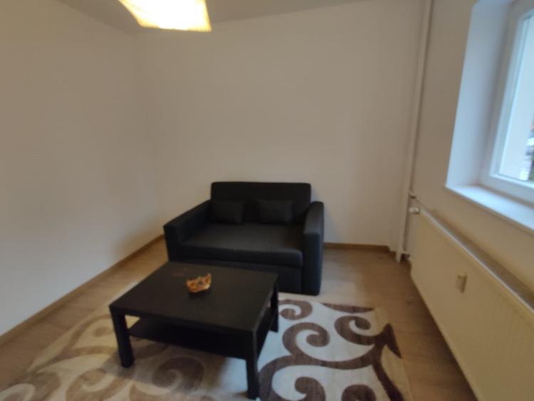 PIATA SUDULUI, Oltenitei, et.1, prima inchiriere, loc parcare - 5