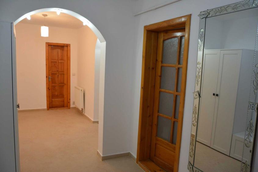 Vand apartament 2 camere zona Toamnei - 6