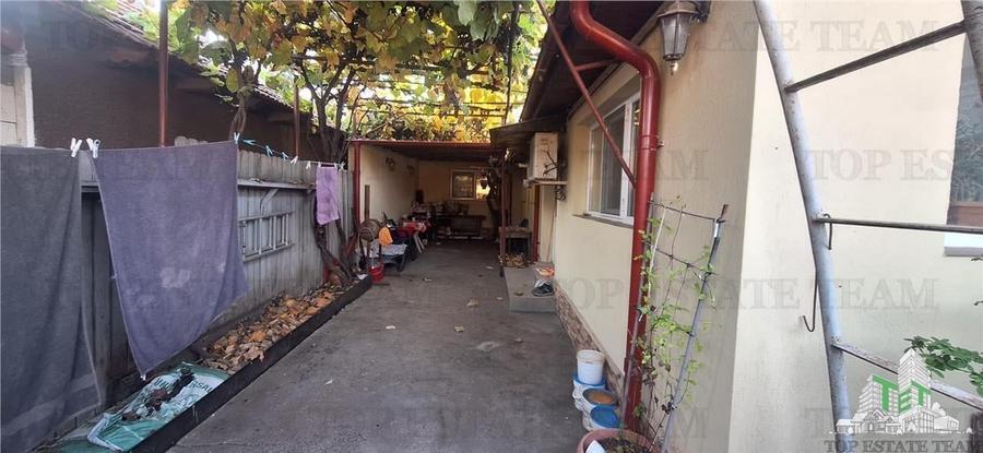 Casa  spatioasa cu 5 camere si curte proprie in Zona Bratianu, Constanta - 11