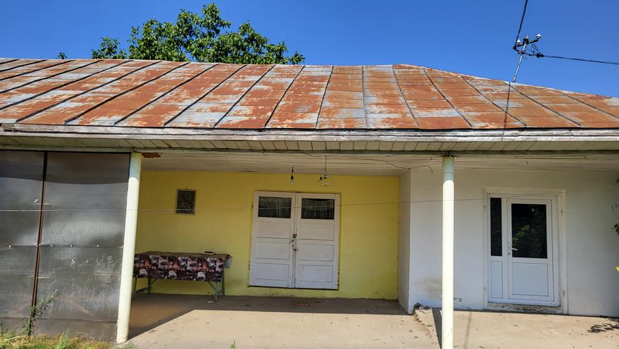 Casă de vânzare în mediul rural – liniște, natură și confort - 5