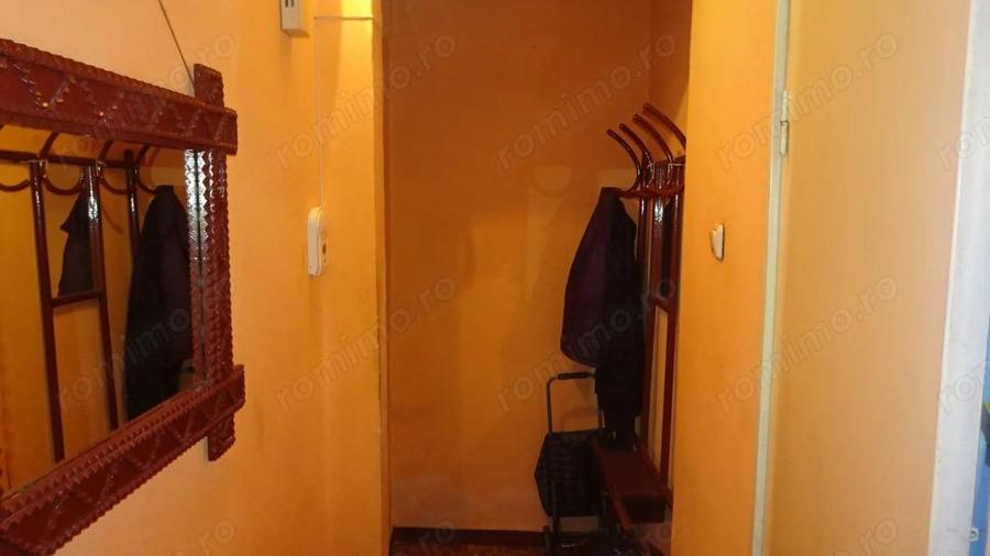 Inchiriez apartament cu 2 camere in Deva, zona Dacia (Salcamilor), etaj 3, bloc de 4 etaje, - 7