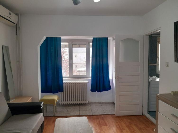 Apartament o camera - 1