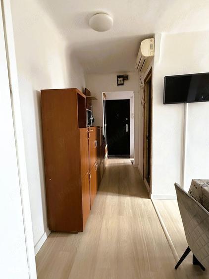 Apartament cu 2 camere decomandat în Rovine
