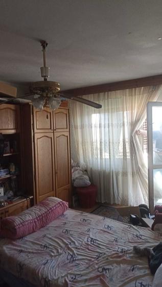 Vand apartament 2 camere decomandat etaj 4 zona IRUC - 3