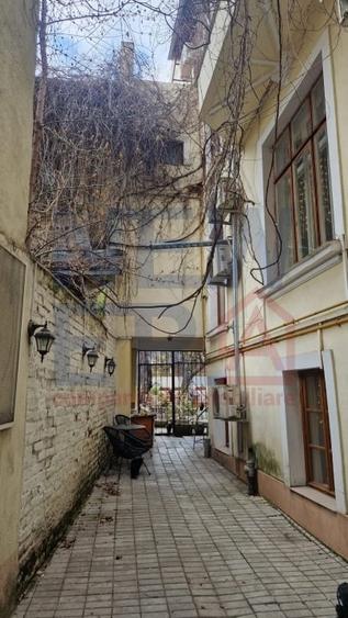 Inchiriere Casa/Vila - 4