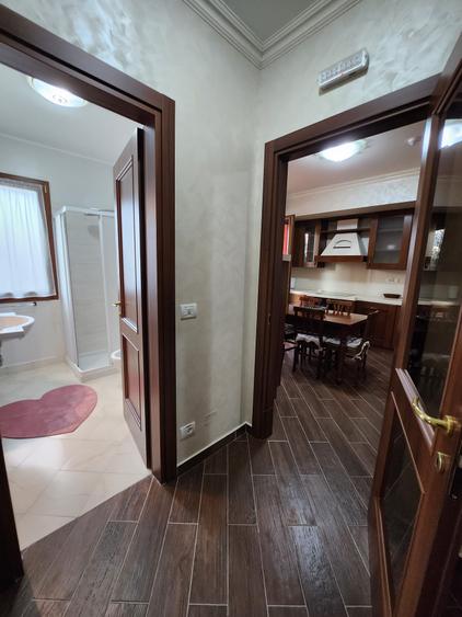 Apartament 3 camere 2 bai intrare Mamaia pe partea cu marea Mobilat utilat Lux - 8