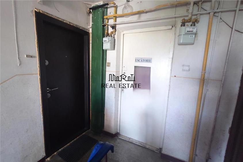 Garsoniera spatioasa, balcon inchis, Strada Duiliu Zamfirescu, etaj 4 4 - 4