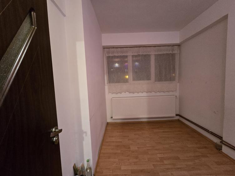 Metrou Titan/C-tin Brancusi-garson. supraf.31mp,bloc 1978/reabilitat - 9